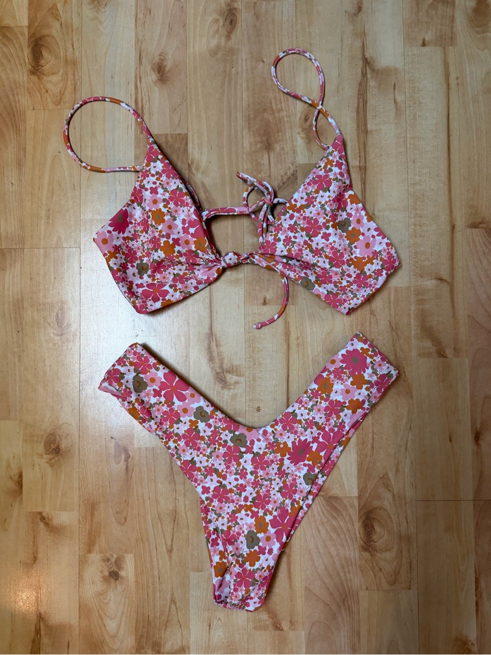 Skatie Bikini Set Size S/M